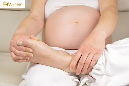 Mẹ bầu, mẹ bỉm và cơ hội điều trị suy giãn tĩnh mạch an toàn tại Tĩnh mạch An Viên