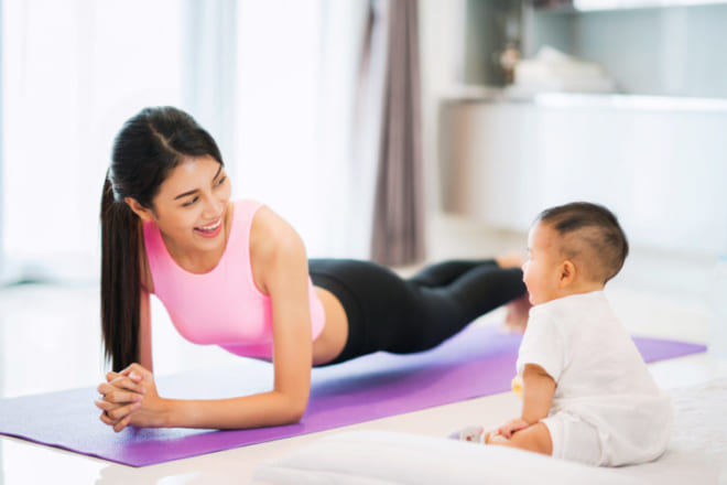Bài tập vận động dành cho phụ nữ sau sinh