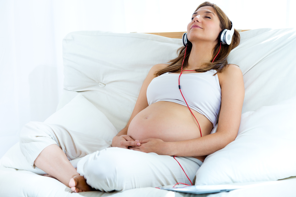 Âm nhạc giúp mẹ và con thư giãn