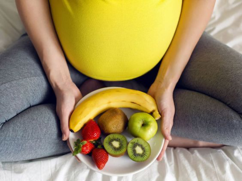 Ăn gì để vào con không vào mẹ? Dinh dưỡng thai kỳ
