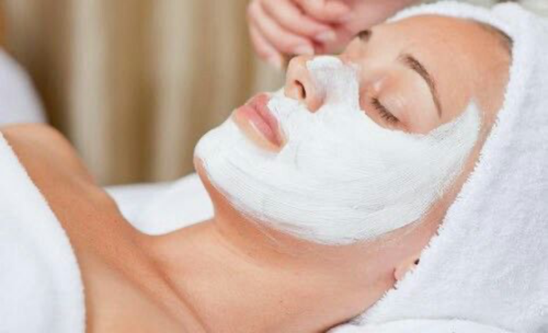 Cách massage da bằng dầu dừa hiệu quả