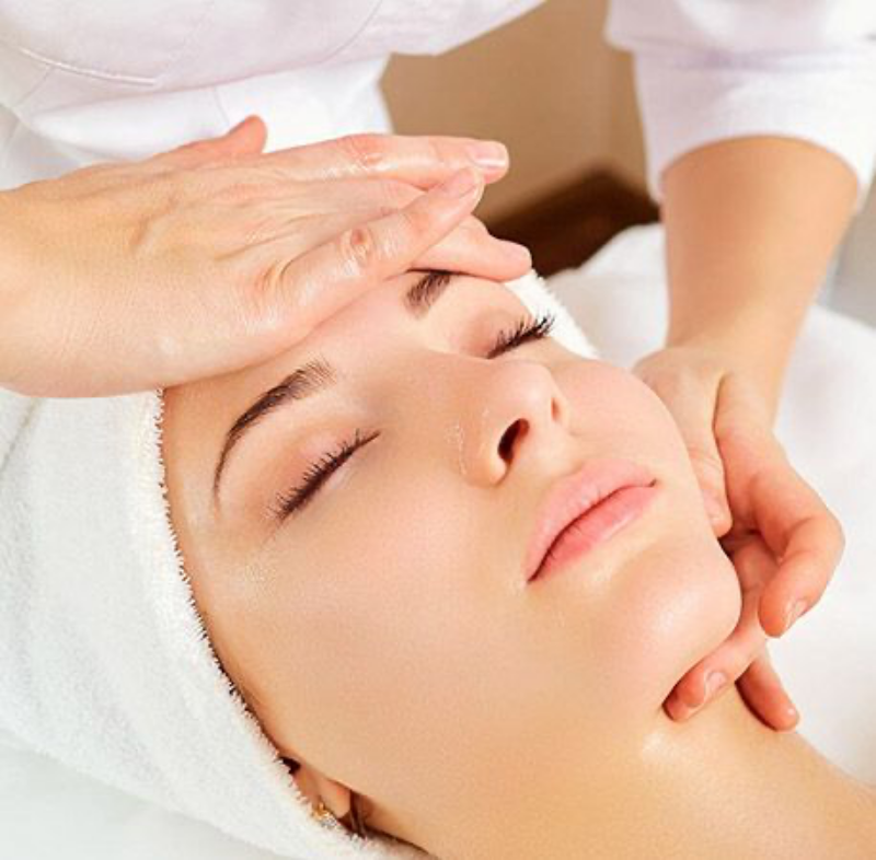 Tuyệt chiêu massage mặt đúng chuẩn săn chắc hiệu quả cho da