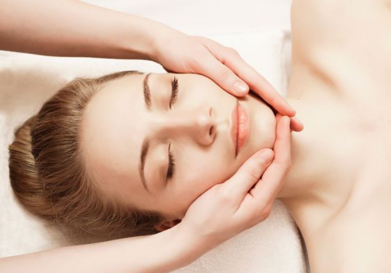 Động tác phát huy hiệu quả massage da